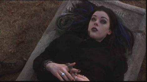 blair witch 2 book of shadows goth girl