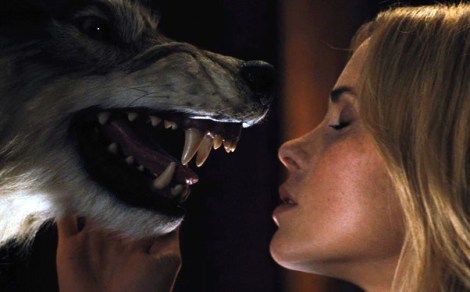 the cabin in the woods wolf head kiss makeout