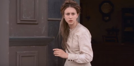 in-a-valley-of-violence-movie-2016-taissa-farmiga