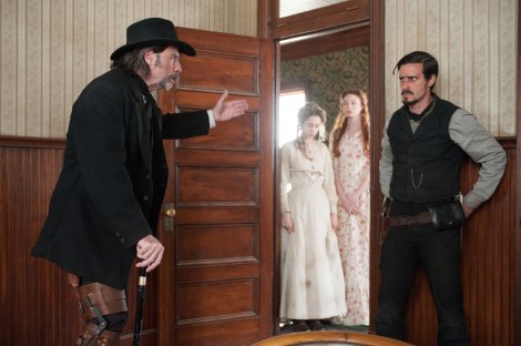 in-a-valley-of-violence-movie-john-travolta-taissa-farmiga-james-ransome