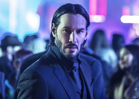 john-wick-chapter-2-keanu-reeves-2017-suit